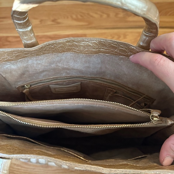 Nancy Gonzalez Raffia & Croc Leather Tote - Picture 8 of 10